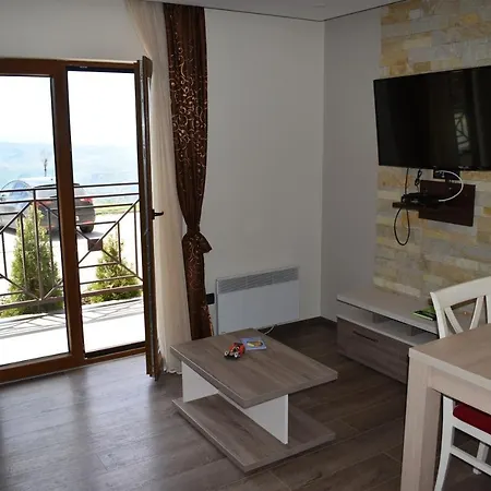 G1 U Milmari Kompleksu - Lägenhet