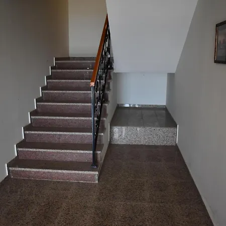 Apartment G1 U Milmari Kompleksu -
