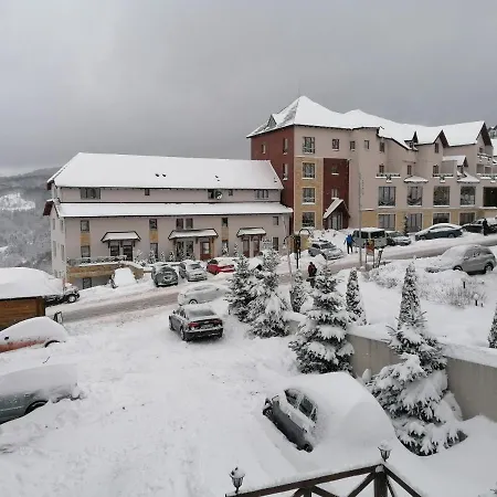 G1 U Milmari Kompleksu - Lägenhet