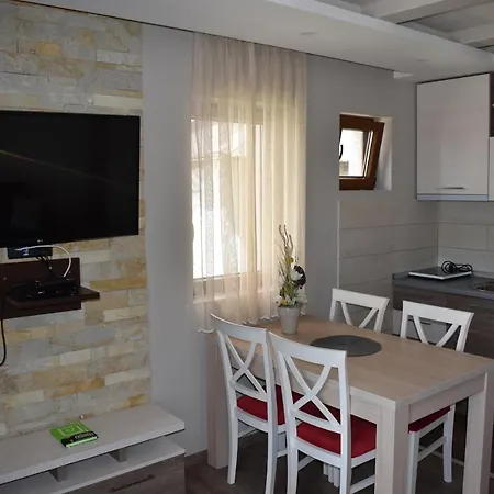 Lägenhet G1 U Milmari Kompleksu - *