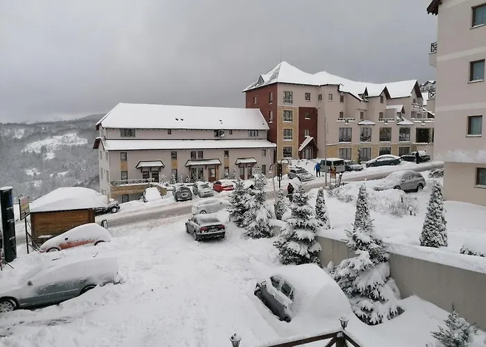 G1 U Milmari Kompleksu - Апартаменты